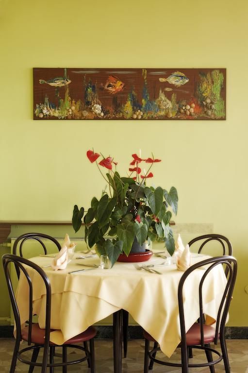 Hotel Bristol Laigueglia Eksteriør billede