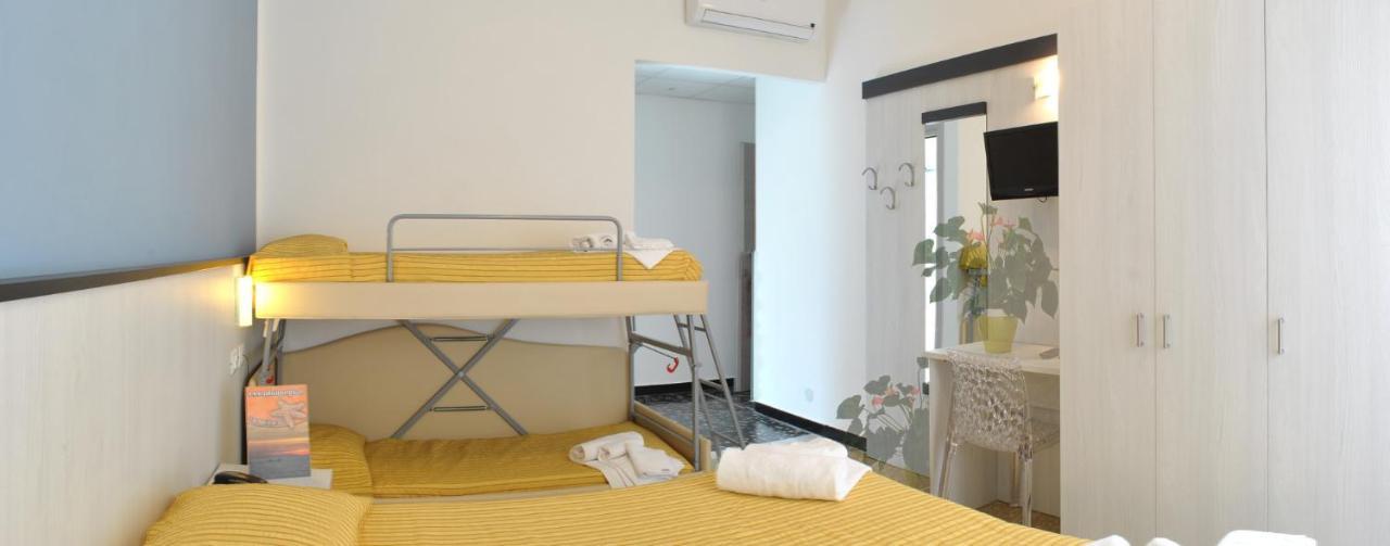 Hotel Bristol Laigueglia Eksteriør billede